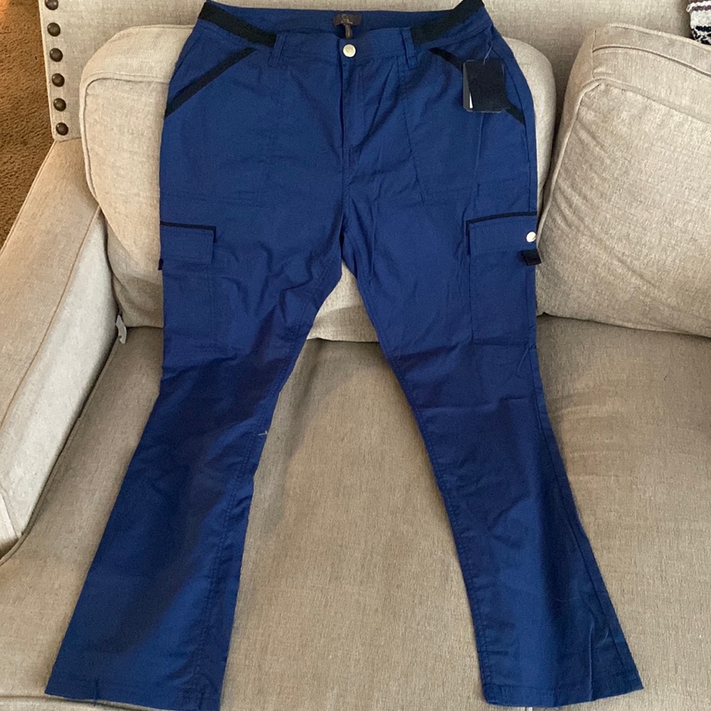 New Jaanuu scrub pants. Navy blue with black detail.